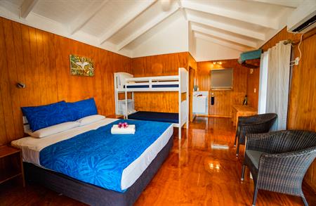 Aitutaki Village - Happy Beach Hut